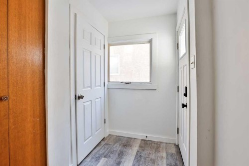 1019 7 Street North, Lethbridge, AB - Indoor Photo Showing Other Room