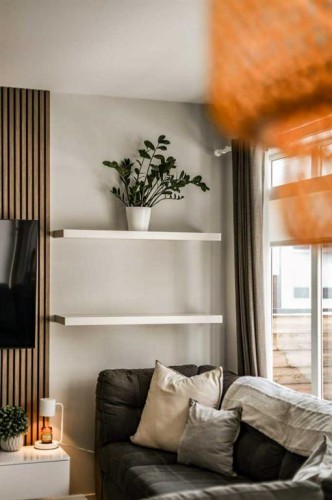 2-458 Highlands Boulevard West, Lethbridge, AB - Indoor