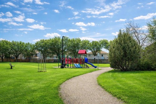 103-485 Red Crow Boulevard West, Lethbridge, AB - Outdoor