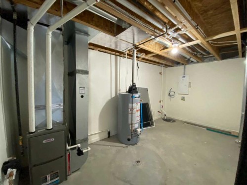 4229 57 Street, Taber, AB - Indoor Photo Showing Basement