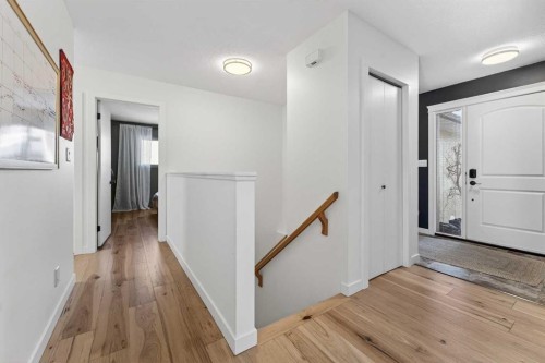 39 Wildwood Crescent West, Lethbridge, AB - Indoor Photo Showing Other Room