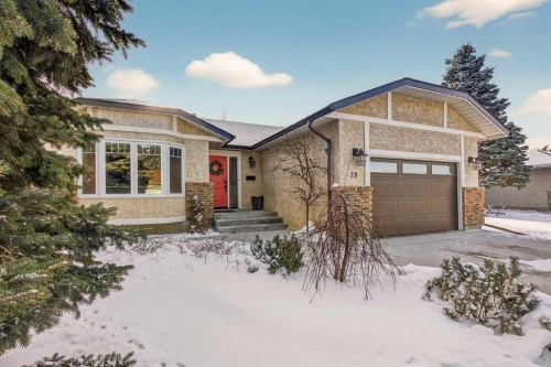 39 Wildwood Crescent West, Lethbridge, AB - Outdoor With Facade