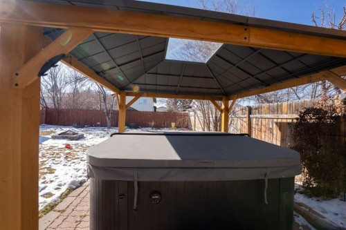 167 Chippewa Crescent West, Lethbridge, AB - Outdoor