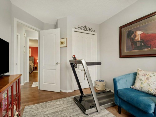 61 Rivercrest Court West, Lethbridge, AB - Indoor