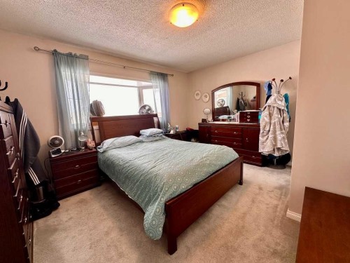 212072 Twp Rd 9-4, Rural Lethbridge County, AB 