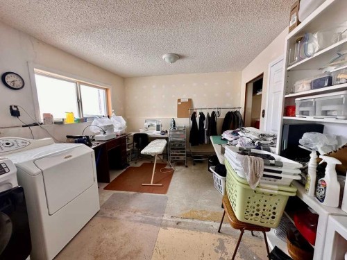 212072 Twp Rd 9-4, Rural Lethbridge County, AB 