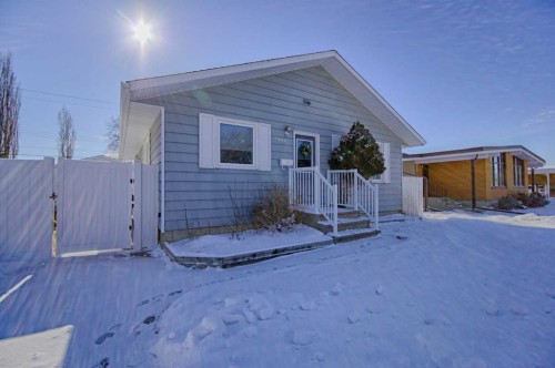 2306 15 Avenue SOUTH Lethbridge, AB T1K 0X6