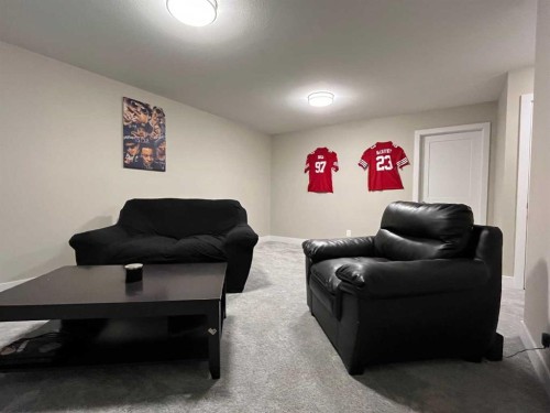 642 Moonlight Lane West, Lethbridge, AB - Indoor