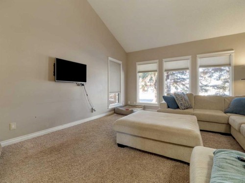 51 Tudor Boulevard South, Lethbridge, AB - Indoor