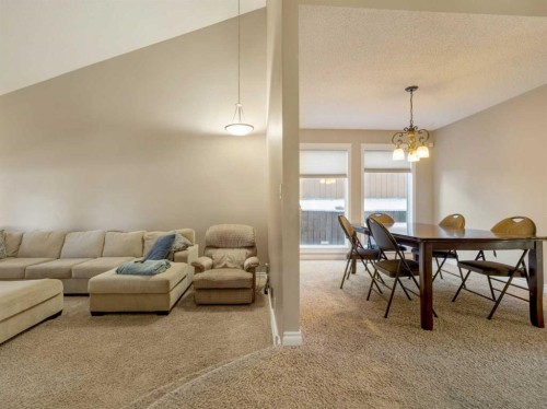 51 Tudor Boulevard South, Lethbridge, AB - Indoor