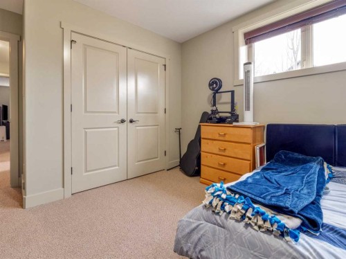 128 Sixmile Common South, Lethbridge, AB - Indoor Photo Showing Bedroom