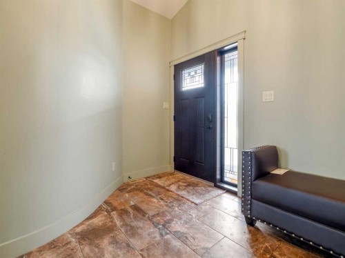 128 Sixmile Common South, Lethbridge, AB - Indoor Photo Showing Other Room
