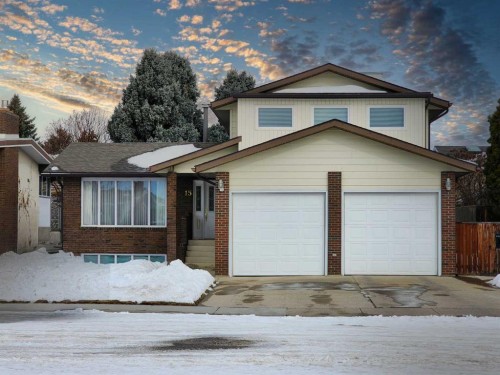 15 Elm Crescent South, Lethbridge, AB - Outdoor
