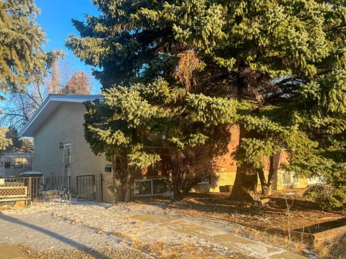 1415 23 Street NORTH Lethbridge, AB T1H 4G3