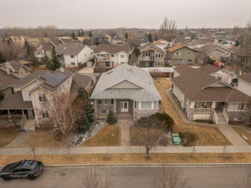 76 Grand River Boulevard West, Lethbridge, AB - Outdoor With Facade