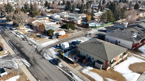 2-29 Meadowlark Boulevard North, Lethbridge, AB - Outdoor With View