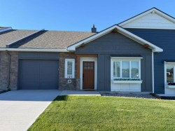 721 7 Avenue WESTCardston, AB T0K 0K0