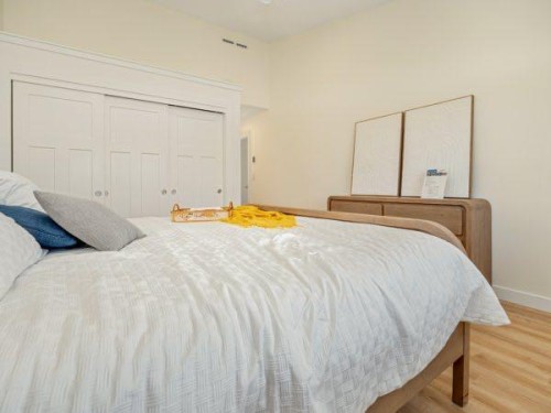721 7 Avenue West, Cardston, AB - Indoor Photo Showing Bedroom