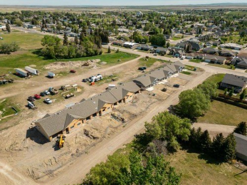 721 7 Avenue West, Cardston, AB - Outdoor With View