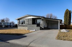 4803 59 Avenue  Taber, AB T1G 1E8