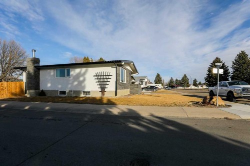 4803 59 Avenue, Taber, AB - Outdoor