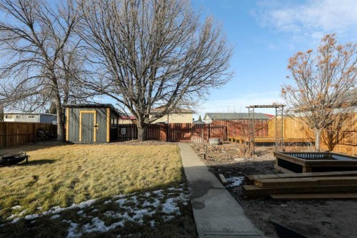 4803 59 Avenue, Taber, AB - Outdoor