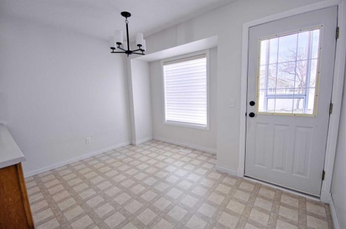 4912 41 St, Taber, AB - Indoor Photo Showing Other Room