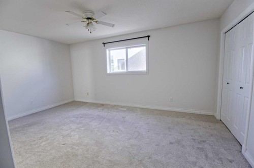 4912 41 St, Taber, AB - Indoor Photo Showing Other Room