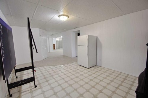 4912 41 St, Taber, AB - Indoor Photo Showing Other Room