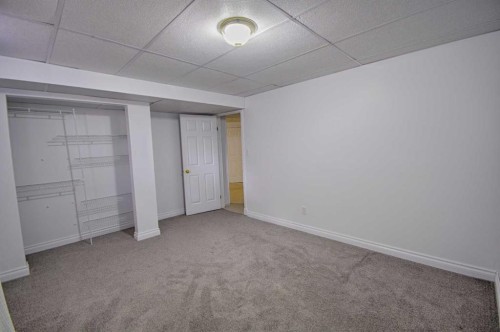 4912 41 St, Taber, AB - Indoor Photo Showing Other Room