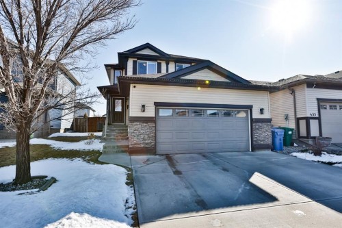 437 Twinriver Road West, Lethbridge, AB - Outdoor With Facade
