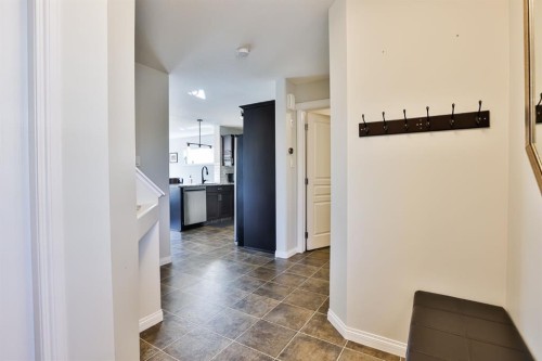 437 Twinriver Road West, Lethbridge, AB - Indoor Photo Showing Other Room