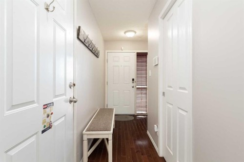 10-545 Highlands Boulevard West, Lethbridge, AB - Indoor Photo Showing Other Room