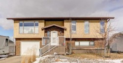 598 Thistle Crescent  Pincher Creek, AB T0K 1W0