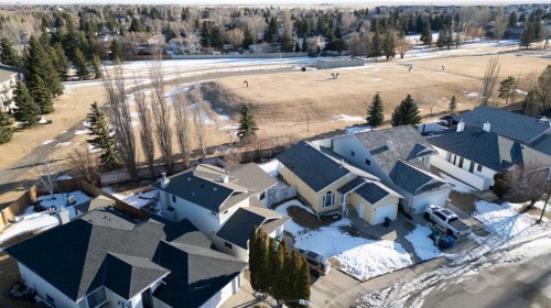 18 Harvard Crescent West, Lethbridge, AB - Outdoor With View