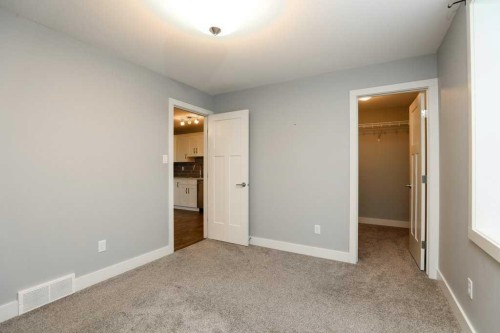 502 Bluebell Lane West, Lethbridge, AB - Indoor Photo Showing Other Room