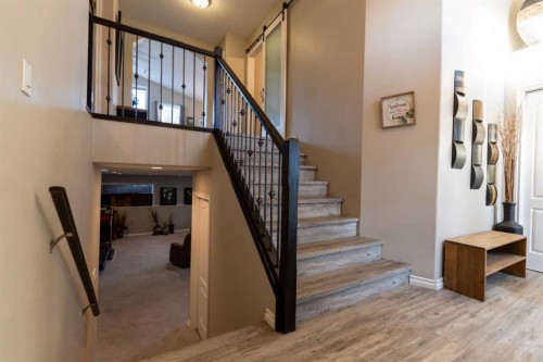 65 Heritage Circle West, Lethbridge, AB - Indoor