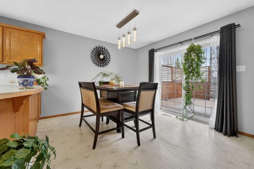 95 Stoney Crescent West, Lethbridge, AB - Indoor