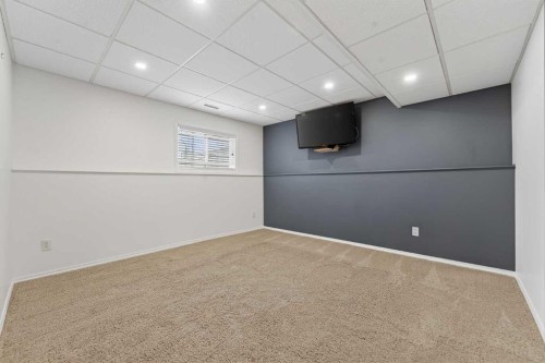 95 Stoney Crescent West, Lethbridge, AB - Indoor