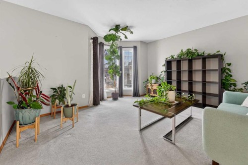 95 Stoney Crescent West, Lethbridge, AB - Indoor