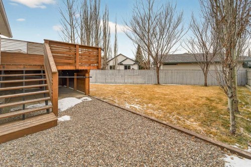 95 Stoney Crescent West, Lethbridge, AB - Outdoor