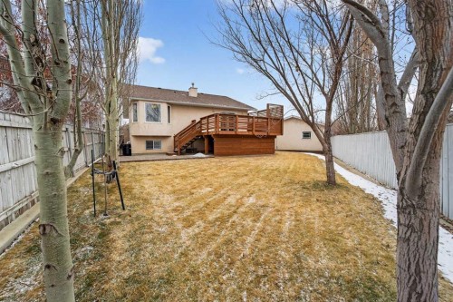 95 Stoney Crescent West, Lethbridge, AB - Outdoor