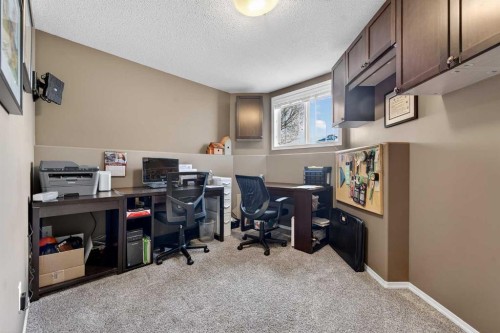 210 Firelight Crescent West, Lethbridge, AB - Indoor Photo Showing Office