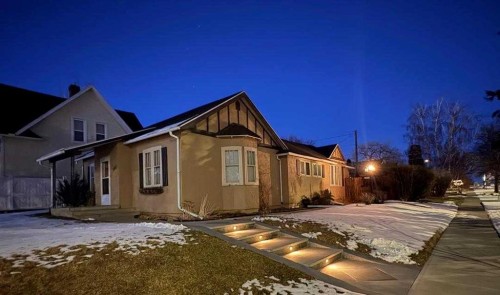 1407 4 Avenue SOUTH Lethbridge, AB T1J 0R6