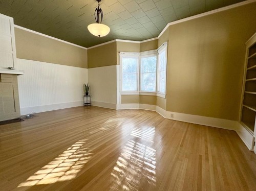1407 4 Avenue South, Lethbridge, AB - Indoor Photo Showing Other Room