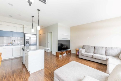 5-478 Highlands Boulevard West, Lethbridge, AB - Indoor