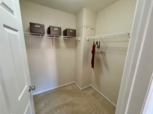 613 Squamish Lane West, Lethbridge, AB - Indoor With Storage