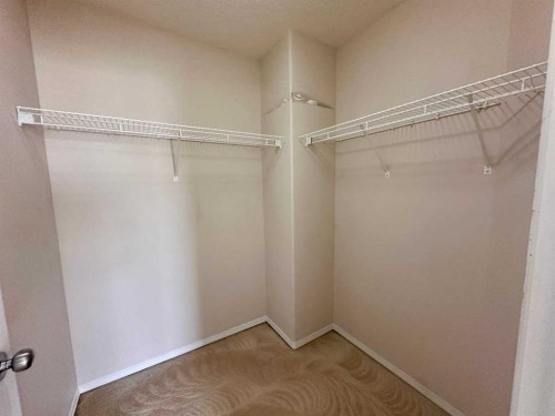 613 Squamish Lane West, Lethbridge, AB - Indoor With Storage