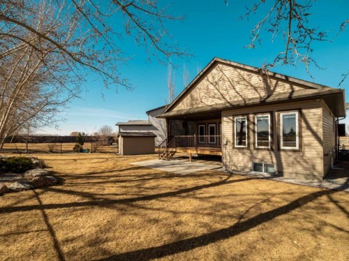 147 Westgate Drive, Coaldale, AB - Outdoor
