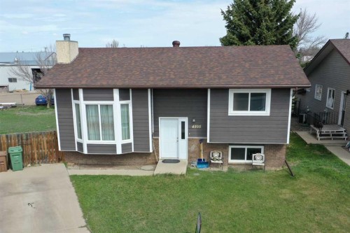 4505 Haven Place  Taber, AB T1G 1A1